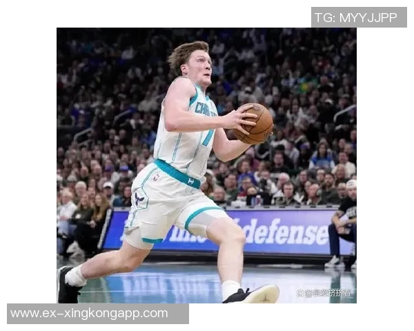 黄蜂主教练透露克尼佩尔X光检查结果正常回到主场后将获取更多信息