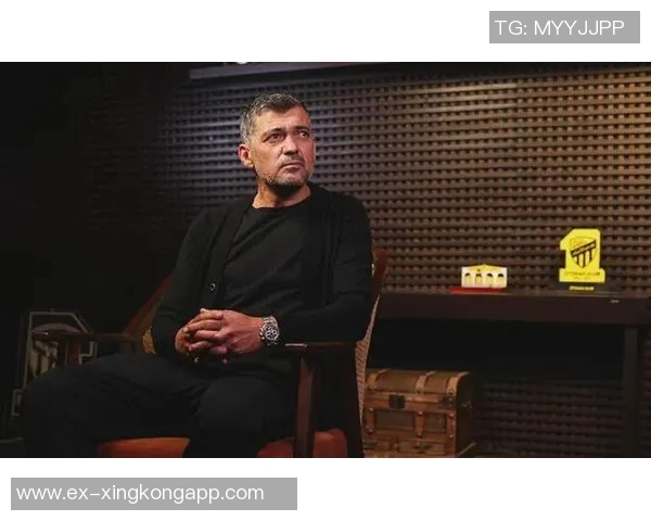 前米兰主帅孔塞桑正式加盟吉达联合执教本泽马团队